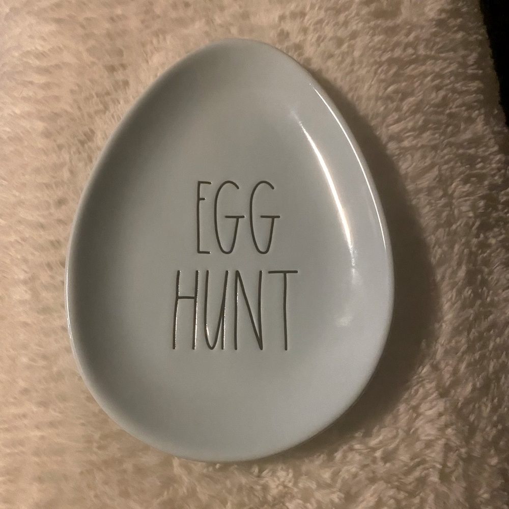 Rae Dunn pale blue Egg Hunt plate